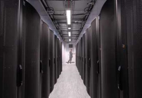 Data hall at Equinix CA1